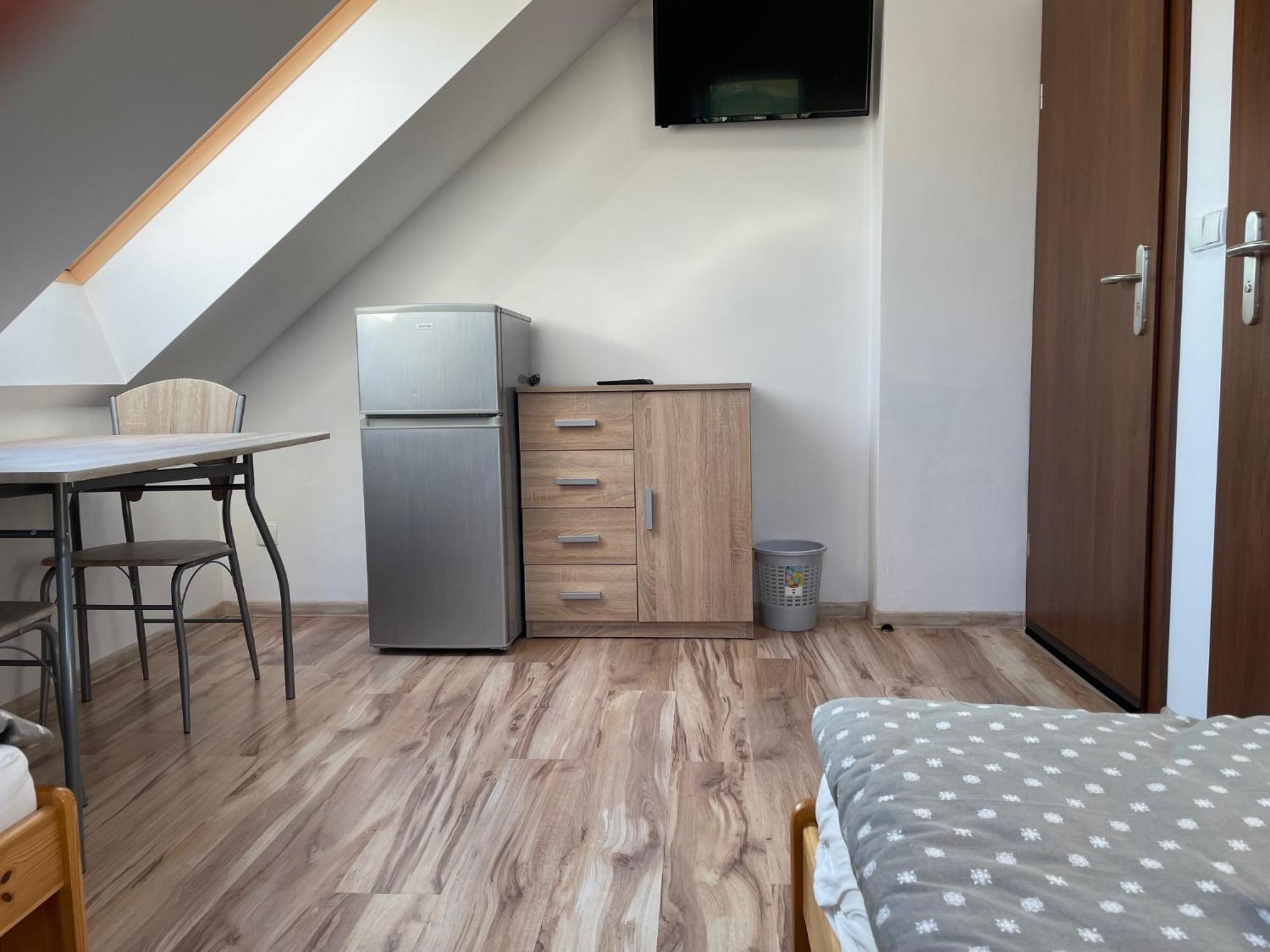 Rozana 51 Apartment Opole Bagian luar foto