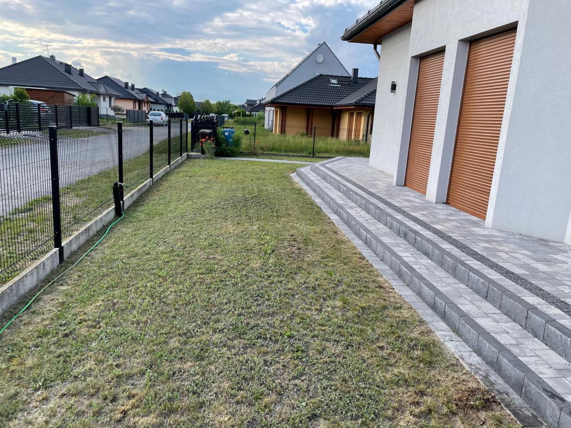 Rozana 51 Apartment Opole Bagian luar foto