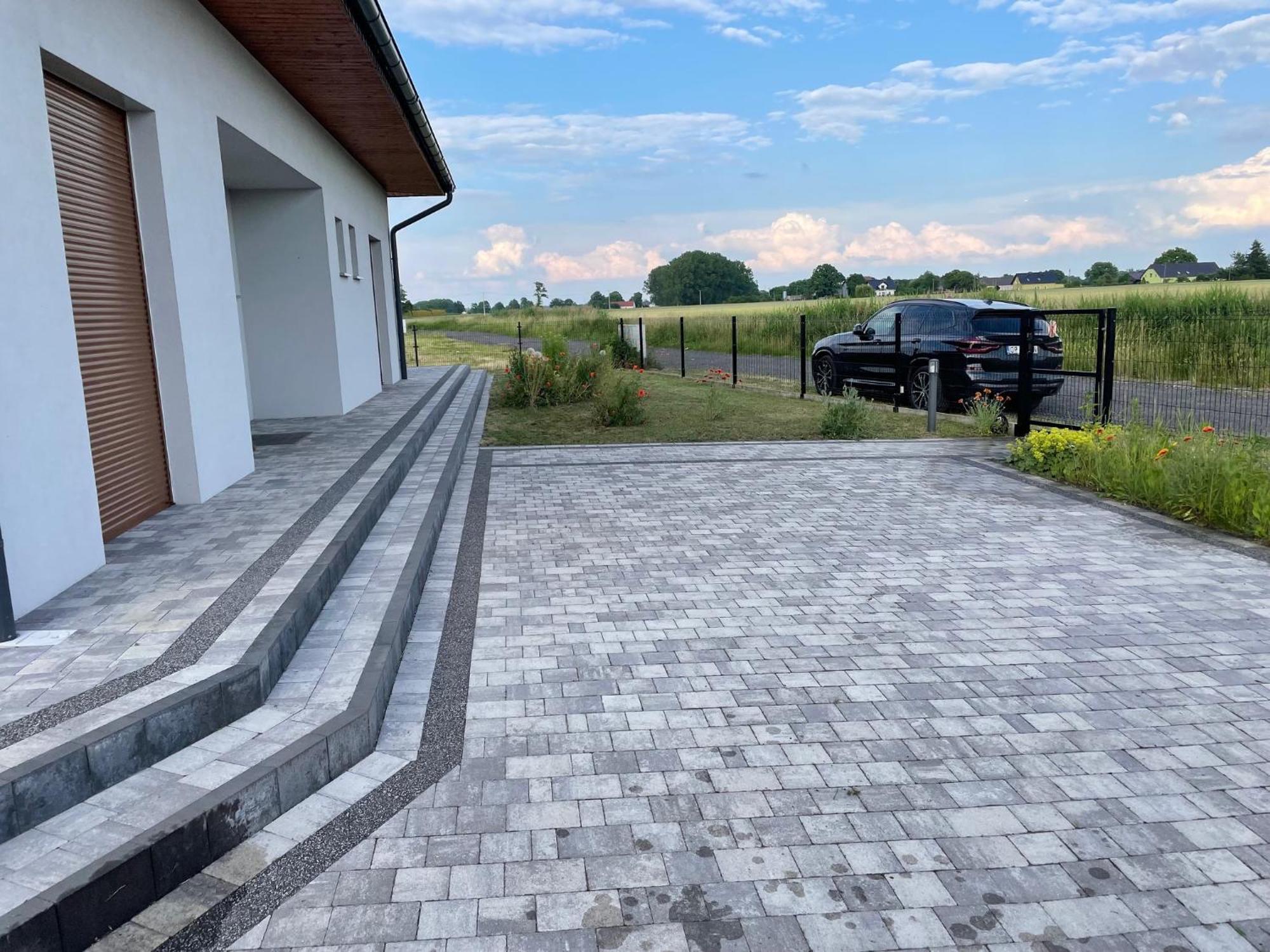 Rozana 51 Apartment Opole Bagian luar foto