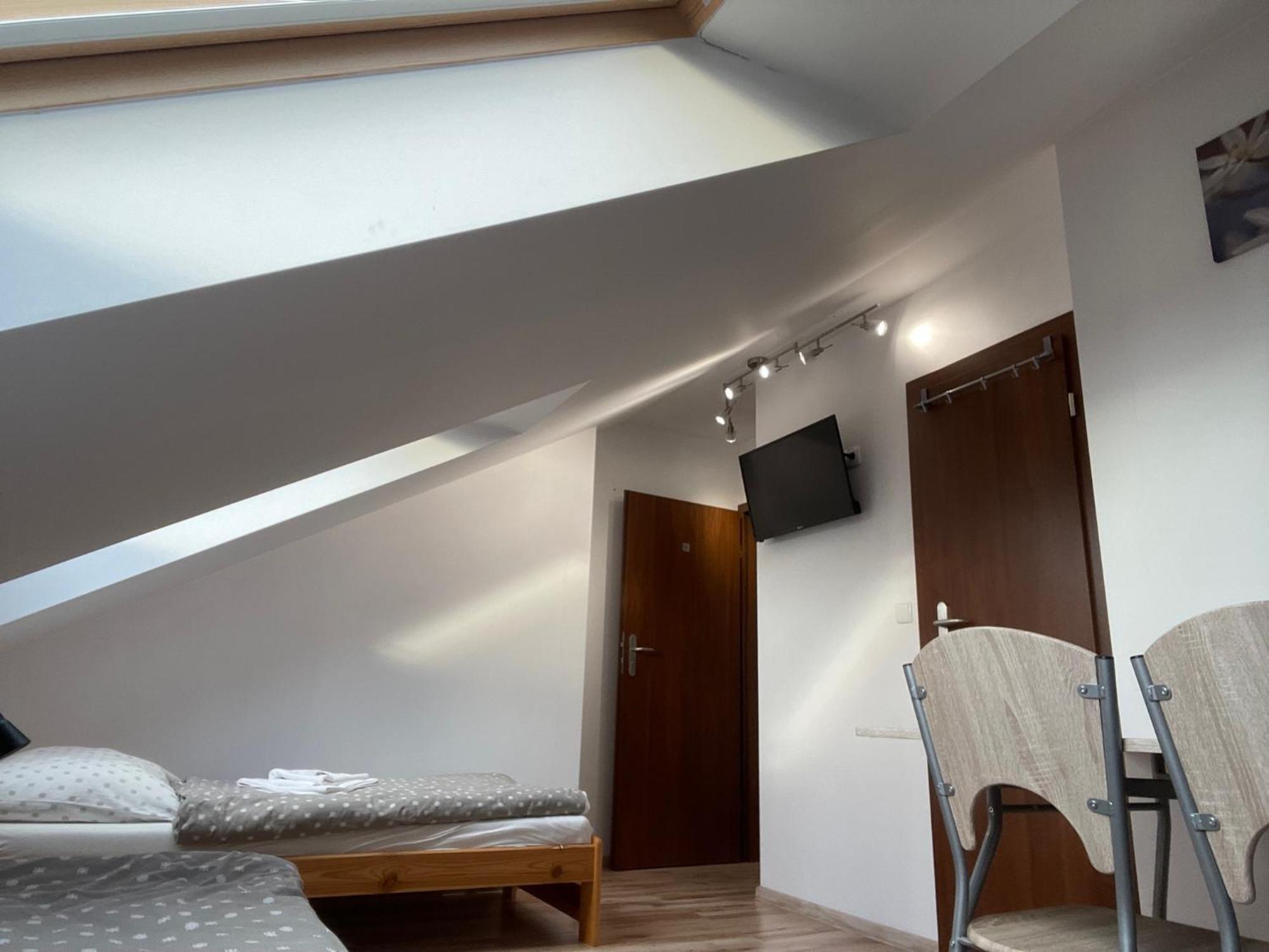 Rozana 51 Apartment Opole Bagian luar foto