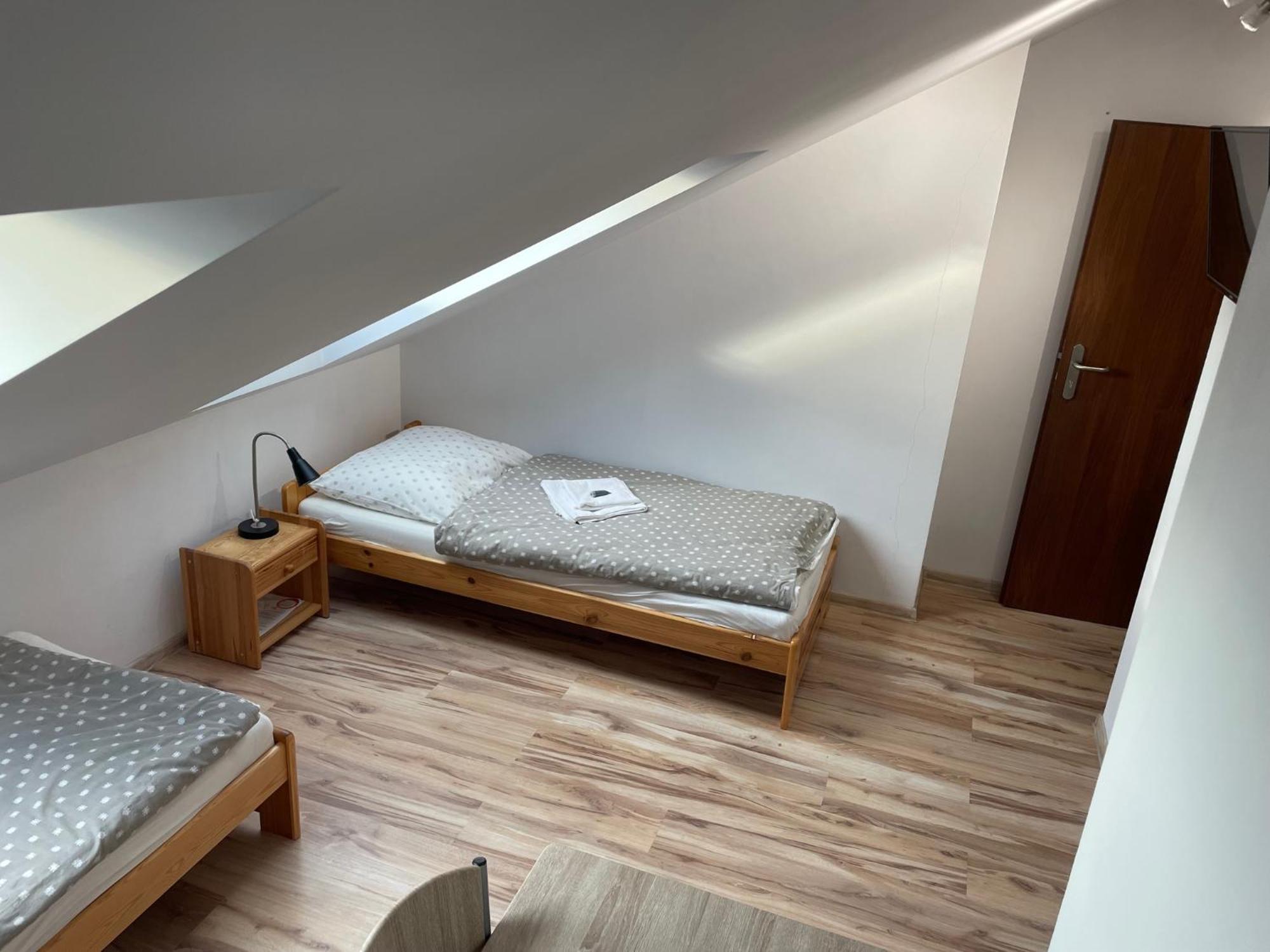 Rozana 51 Apartment Opole Bagian luar foto