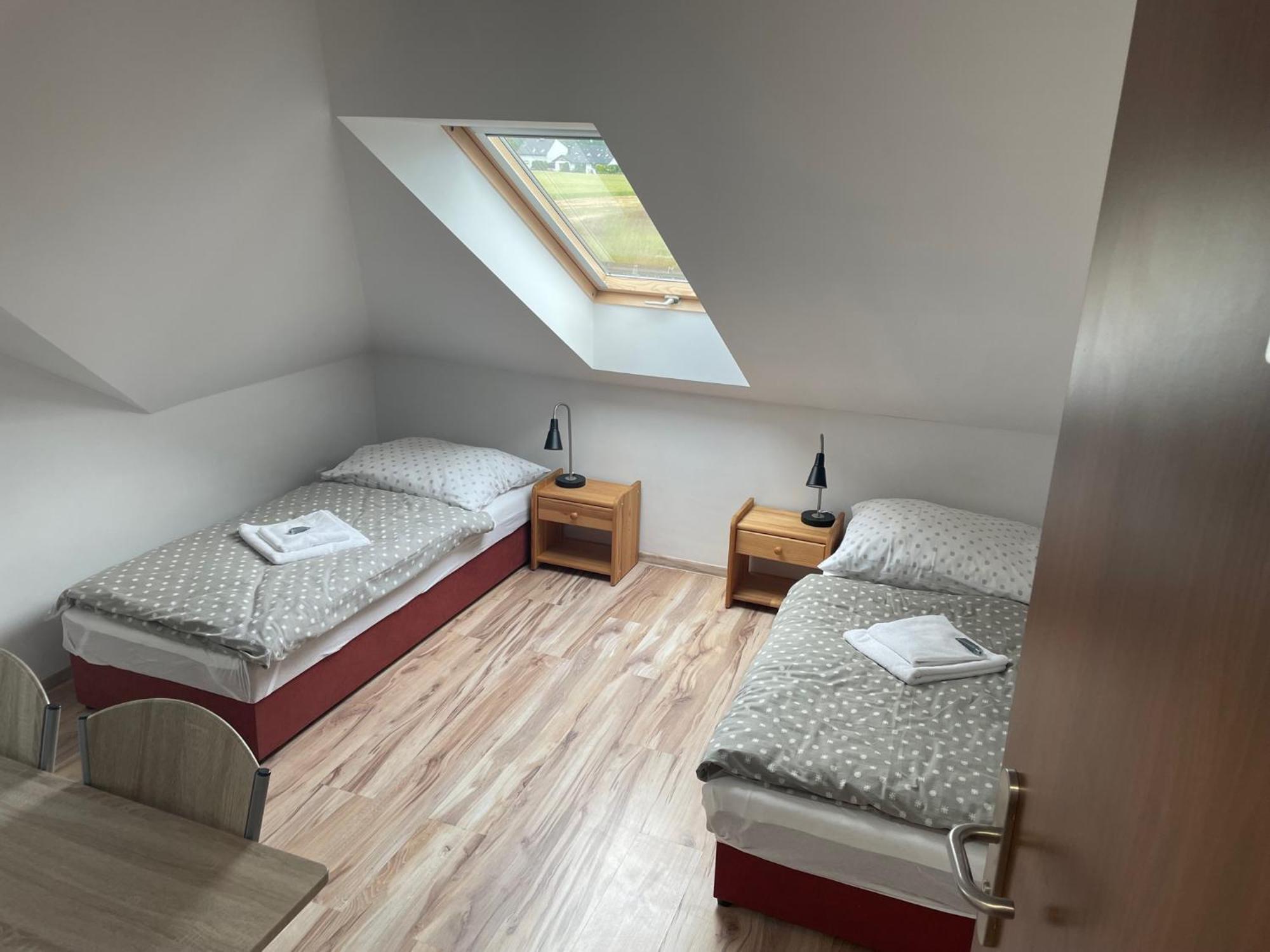 Rozana 51 Apartment Opole Bagian luar foto