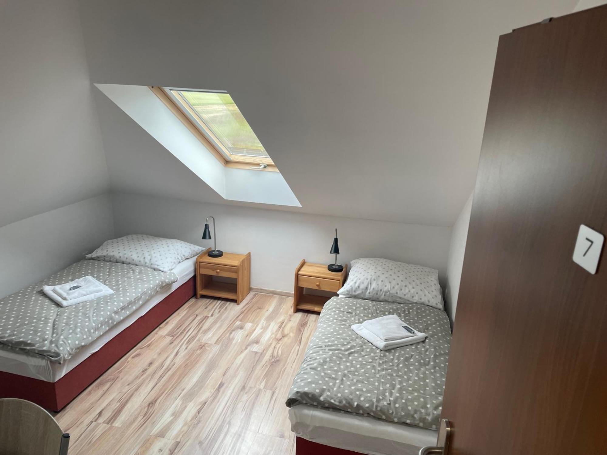 Rozana 51 Apartment Opole Bagian luar foto