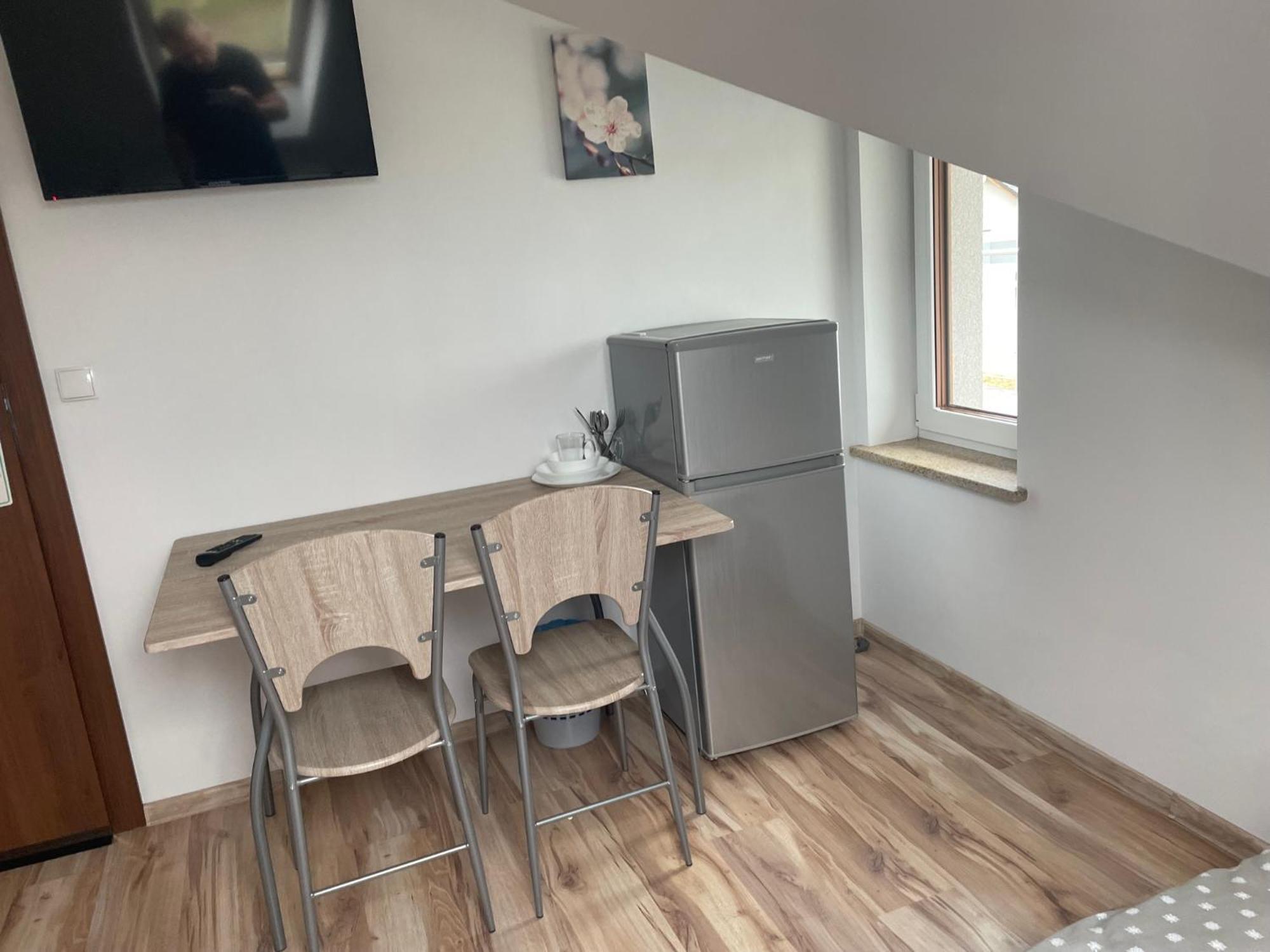 Rozana 51 Apartment Opole Bagian luar foto
