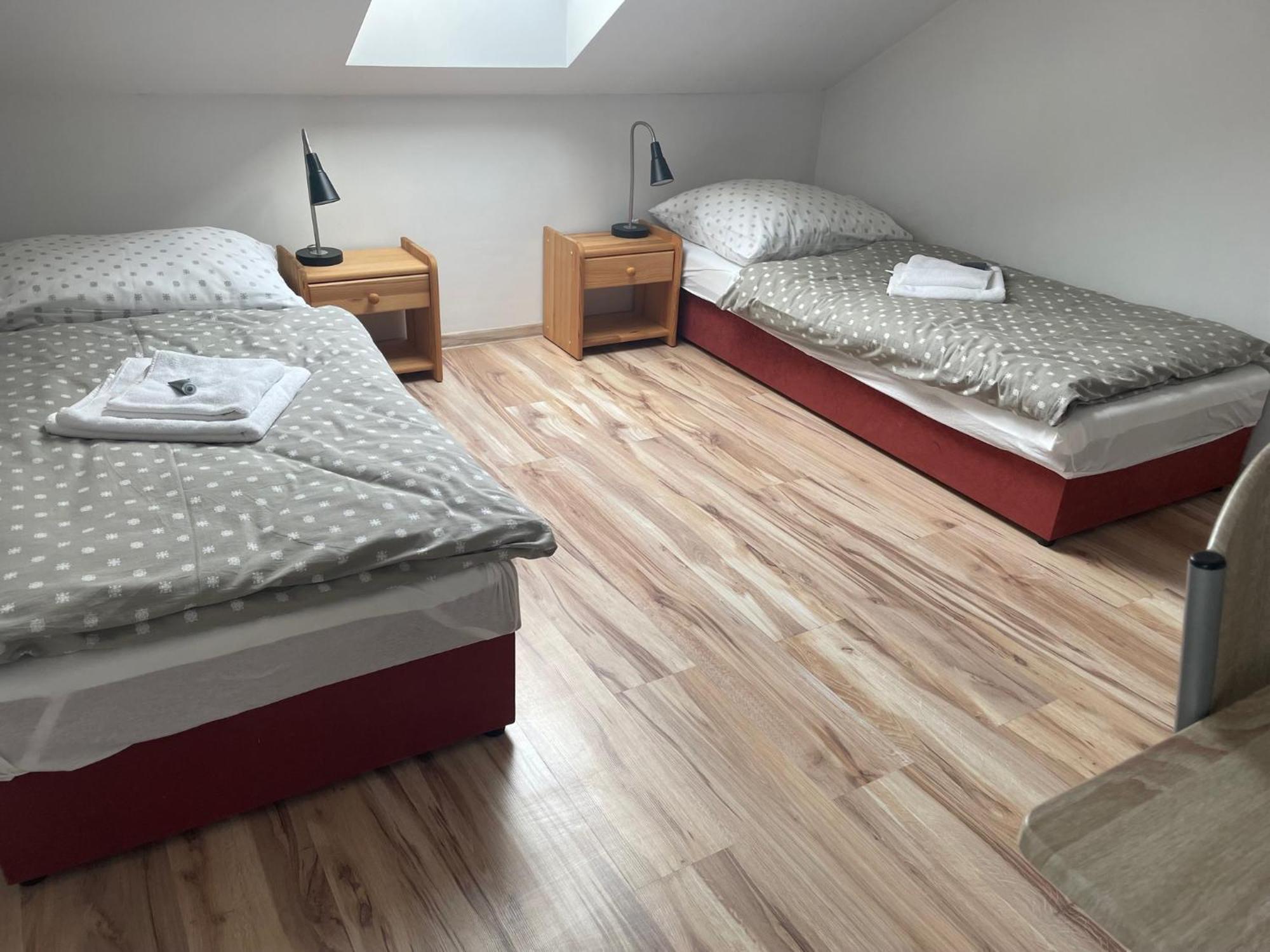 Rozana 51 Apartment Opole Bagian luar foto