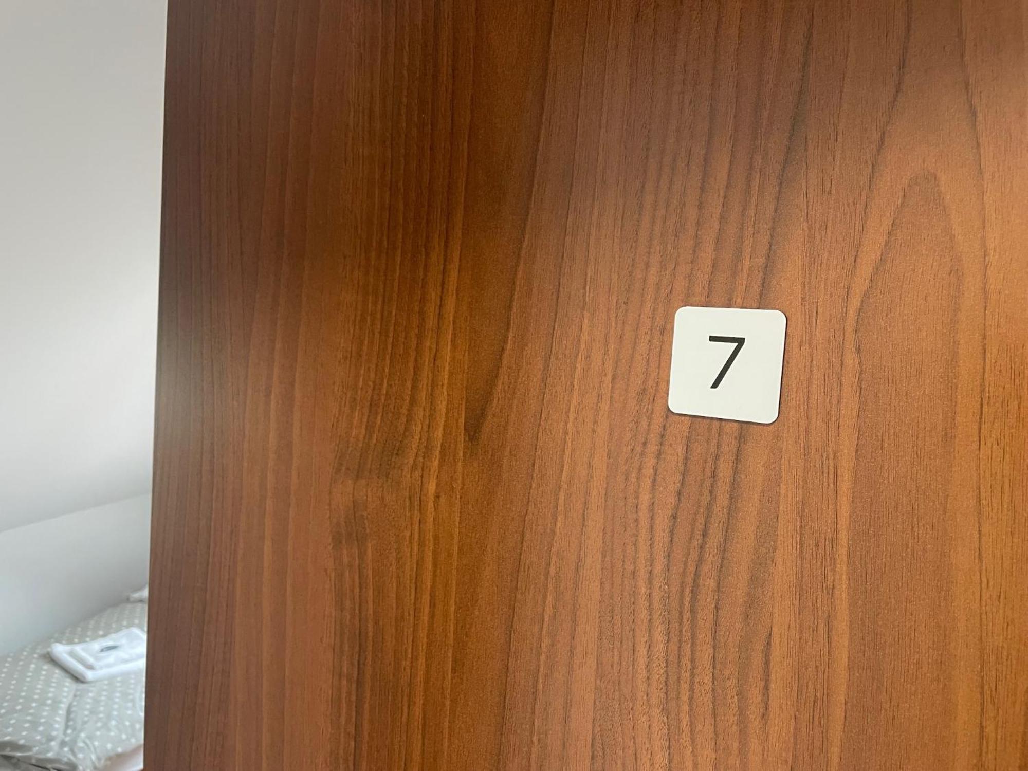 Rozana 51 Apartment Opole Bagian luar foto