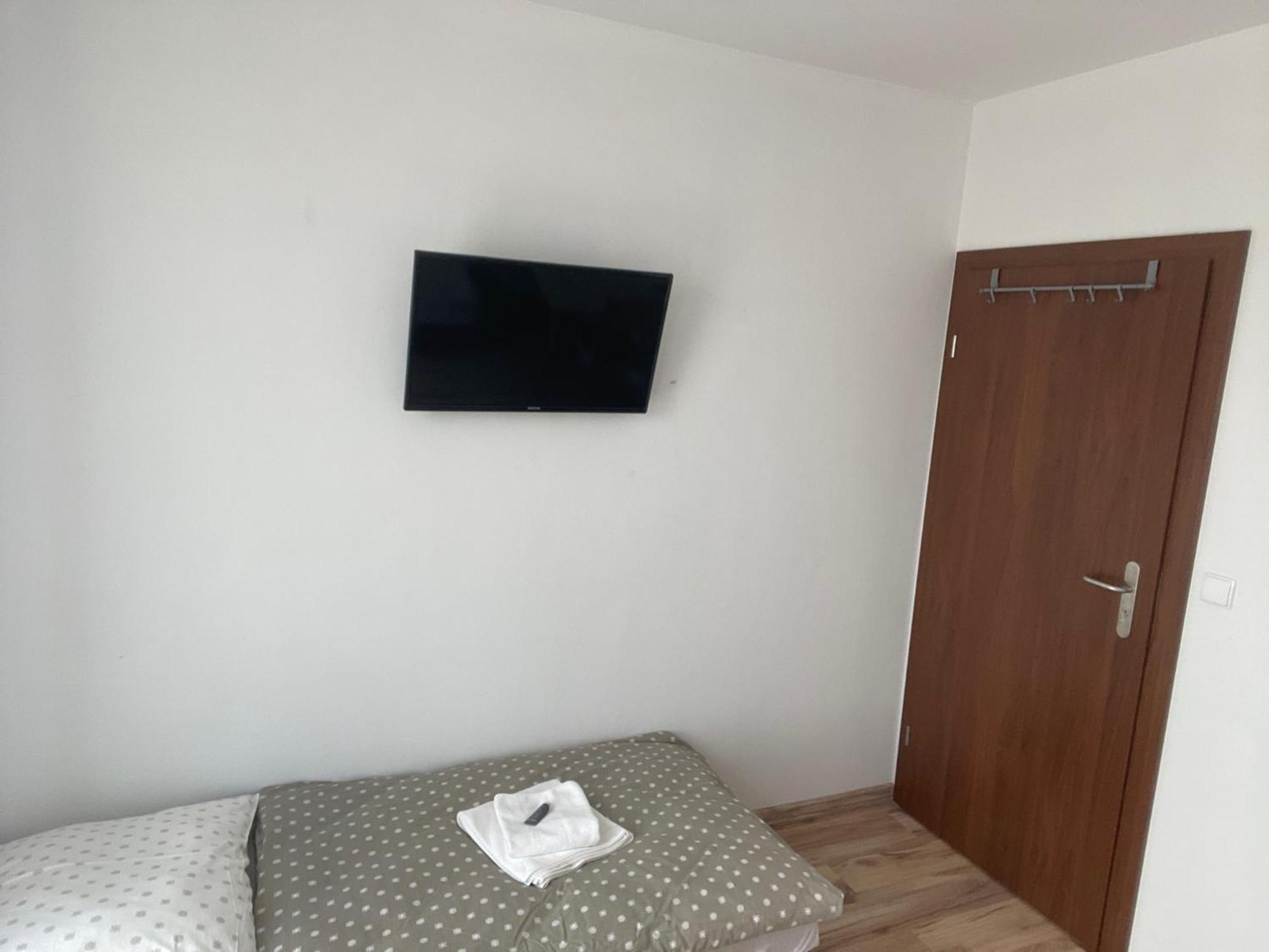Rozana 51 Apartment Opole Bagian luar foto