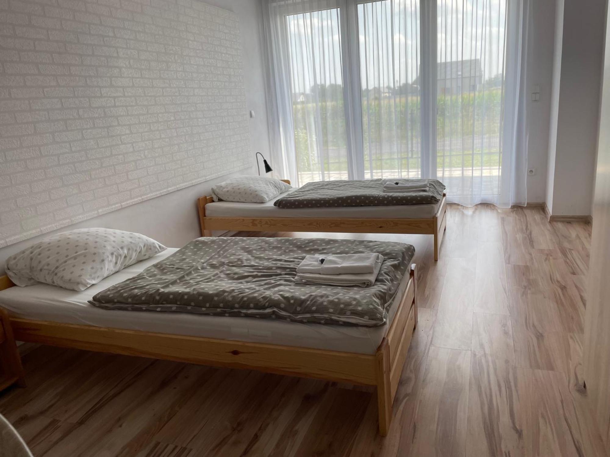 Rozana 51 Apartment Opole Bagian luar foto