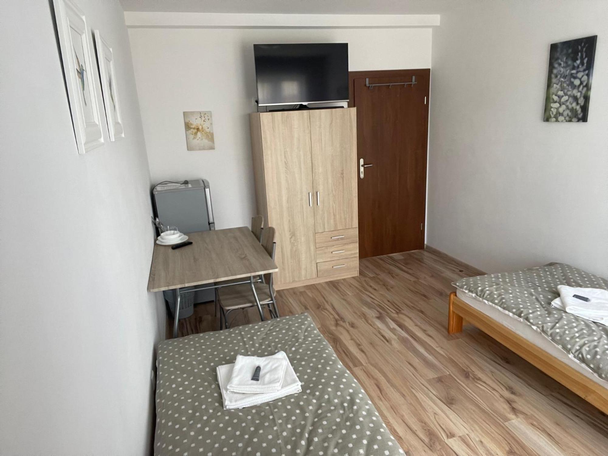 Rozana 51 Apartment Opole Bagian luar foto