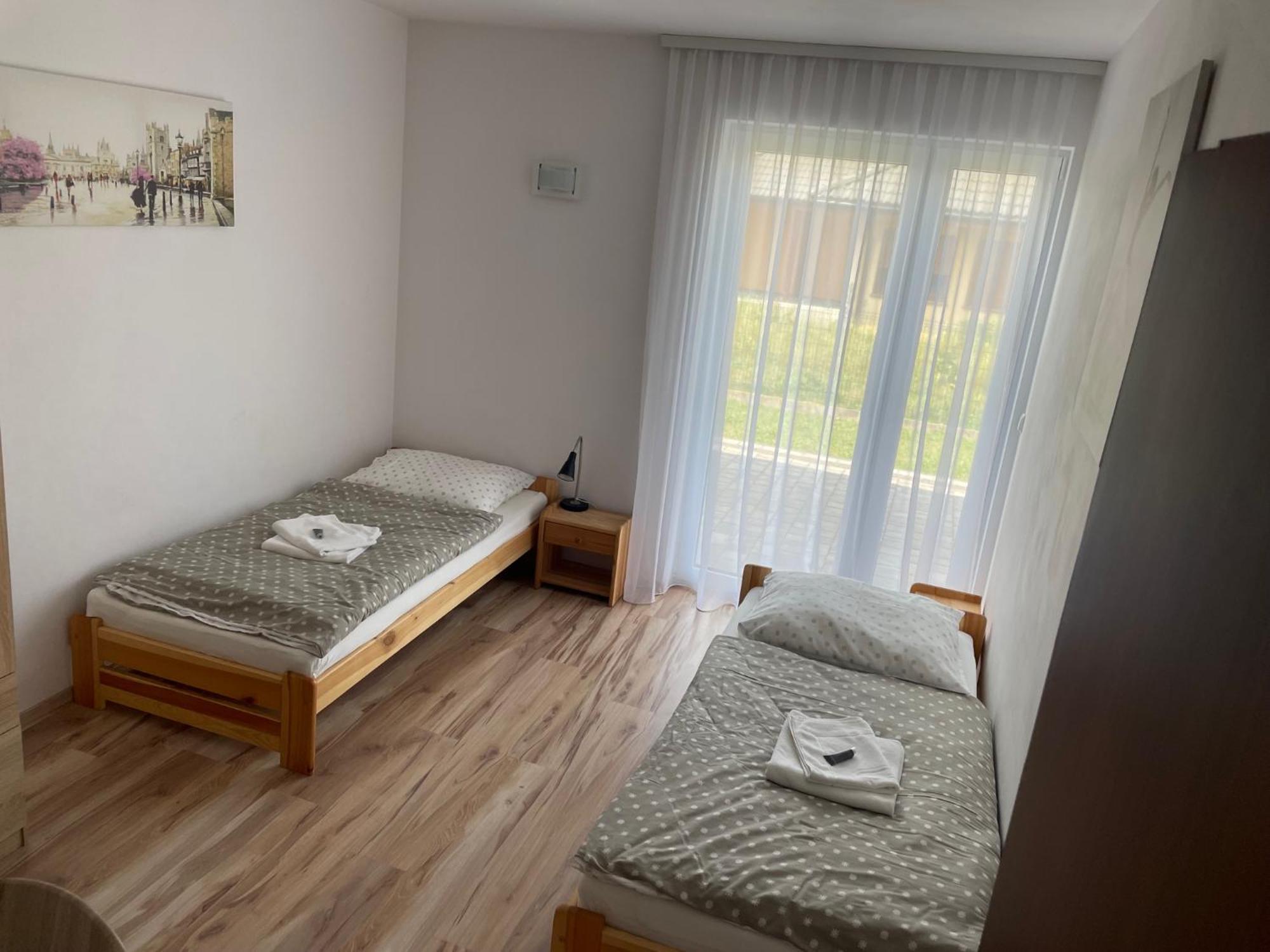 Rozana 51 Apartment Opole Bagian luar foto