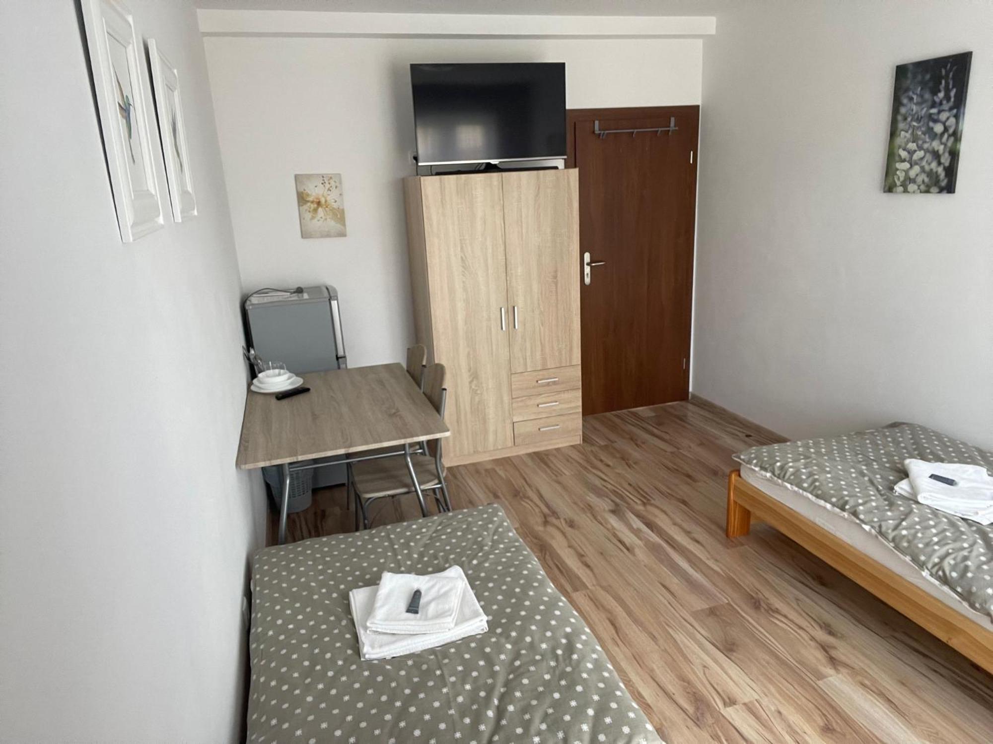 Rozana 51 Apartment Opole Bagian luar foto
