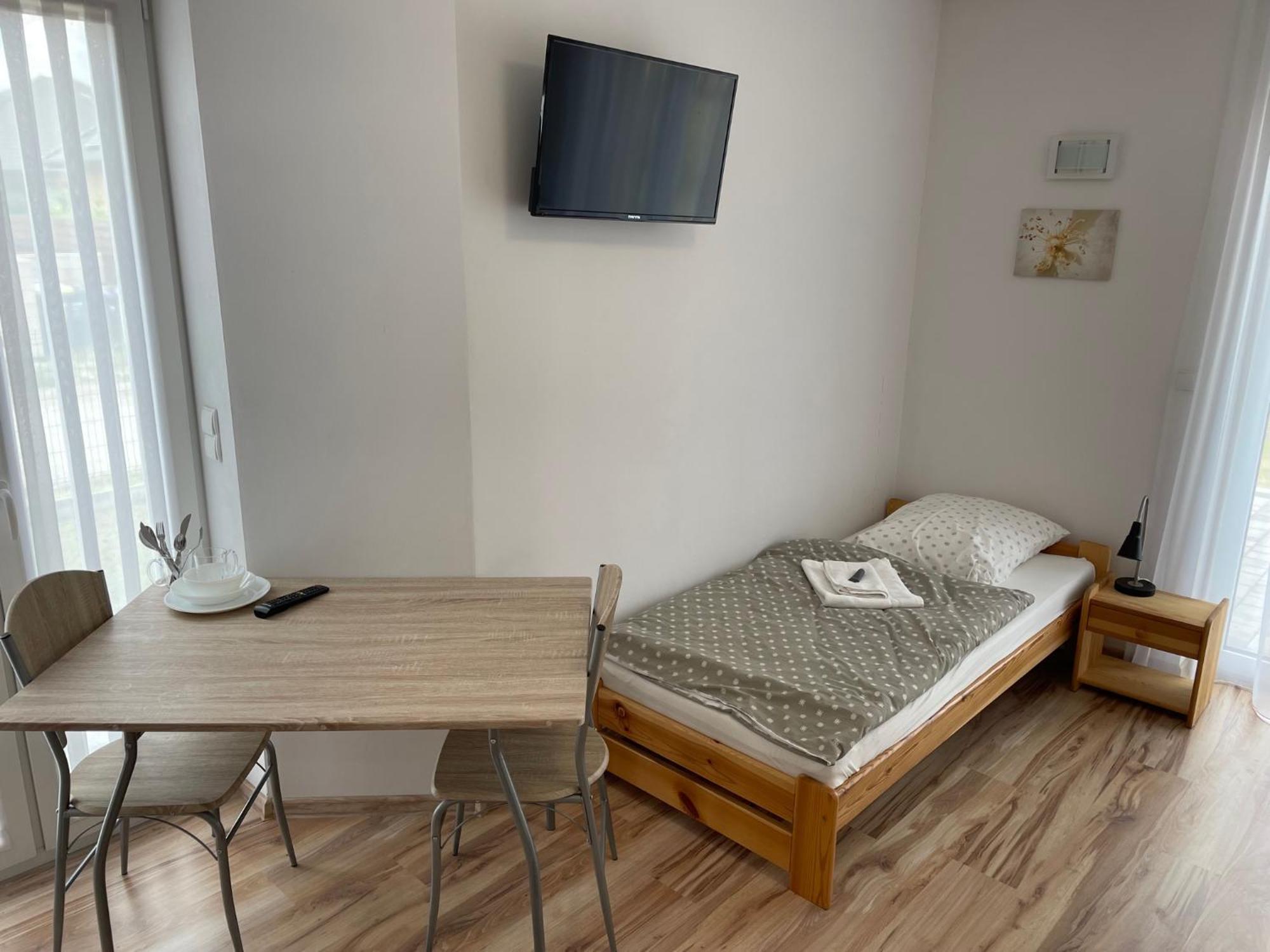Rozana 51 Apartment Opole Bagian luar foto